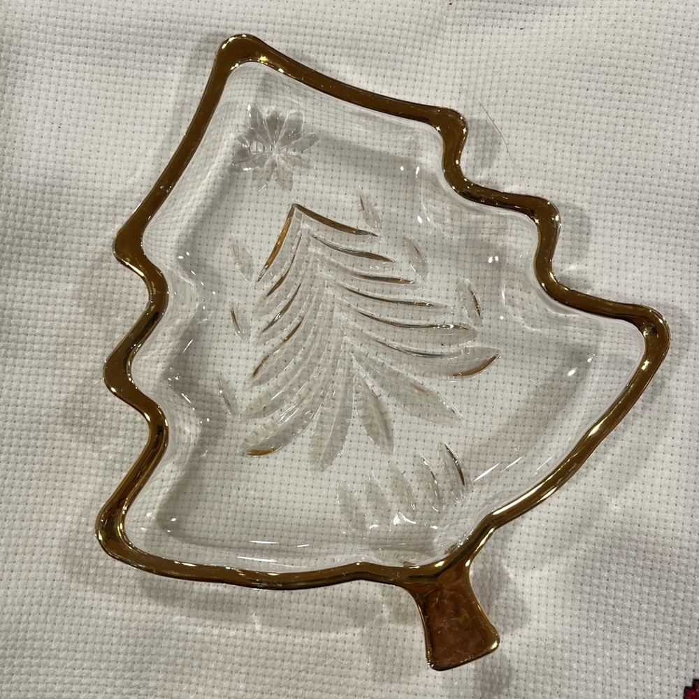 Vintage Mikasa Yuletide Tree dish
